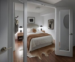 Roehampton in Toronto, ON - Building Photo - Building Photo