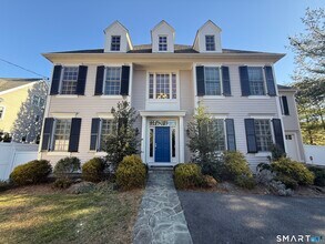 59 Crescent Rd in Westport, CT - Building Photo - Building Photo