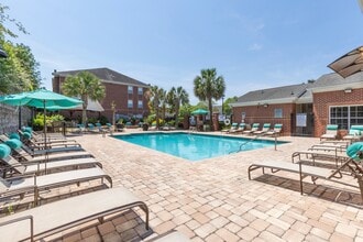 Vista Commons Apartments in Columbia, SC - Building Photo - Building Photo