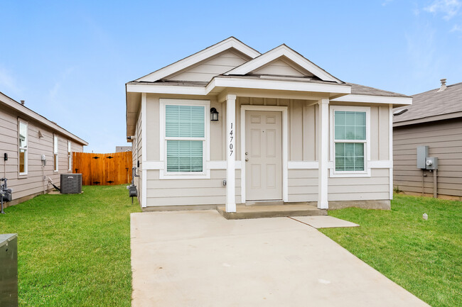 14707 Southton Basin in San Antonio, TX - Foto de edificio - Building Photo