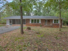 45 Chaffin Rd in Roswell, GA - Building Photo