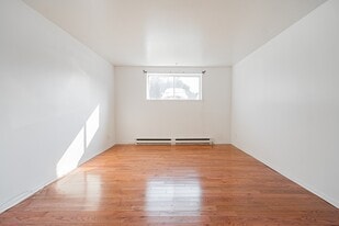 281-17e 17e Avenue N in St-Jérôme, QC - Building Photo