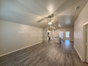 13719 Avenue R in Lubbock, TX - Building Photo - Building Photo
