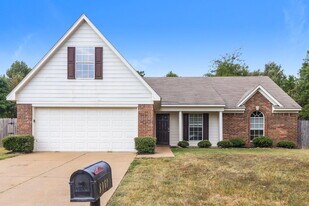 8161 Loden Cove in Southaven, MS - Building Photo