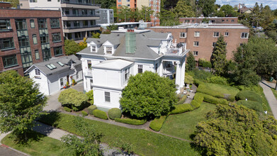 Ballard Howe House Apartments in Seattle, WA - Building Photo - Building Photo