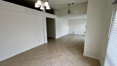 1166 SW Heather St in Port St. Lucie, FL - Building Photo - Building Photo