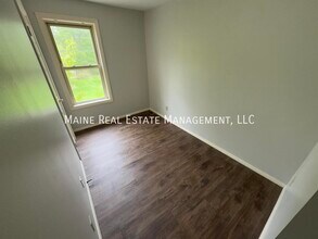 24 Call Rd in Milford, ME - Building Photo - Building Photo