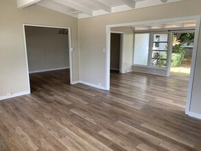 837 Wanaao Rd in Kailua, HI - Building Photo - Building Photo