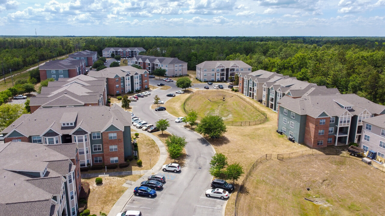 The Lakes at San Marcos Apartments in Tallahassee, FL - Building Photo