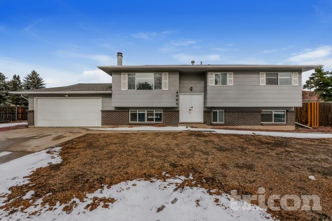 property at 4985 Montebello Dr