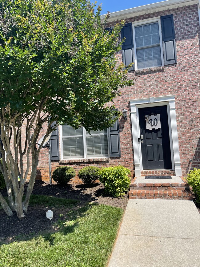 property at 515 Northwynd Cir