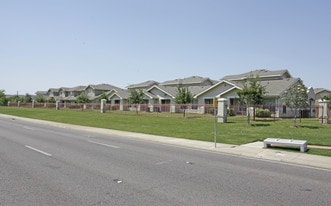 Artiga in Dallas, TX - Building Photo