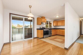 4240 S Orcas St in Seattle, WA - Building Photo - Building Photo