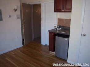 53 S Huntington Ave in Boston, MA - Building Photo - Building Photo