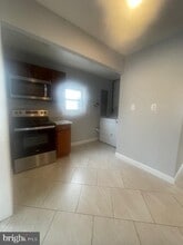 63 Holden Dr in New Castle, DE - Building Photo - Building Photo