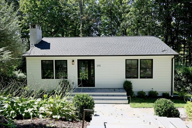245 Great Hill Rd