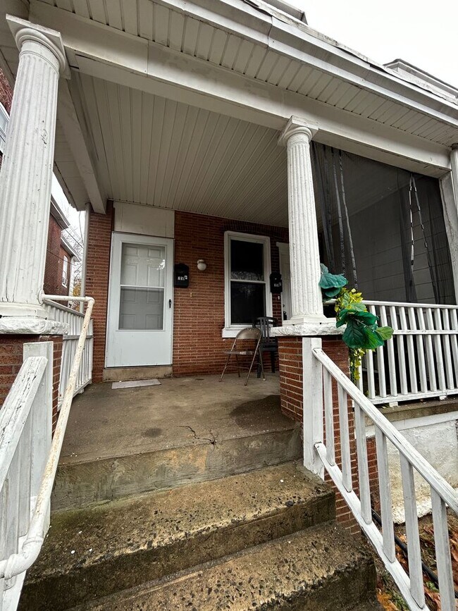 251 Highland Ave-Unit -#2 in Trenton, NJ - Foto de edificio - Building Photo