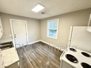 522 Jasper St in West Columbia, SC - Building Photo - Building Photo