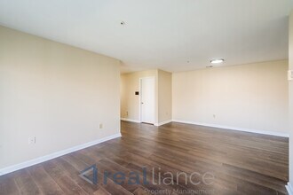 8701 Grasmere Ct in Fort Washington, MD - Building Photo - Building Photo