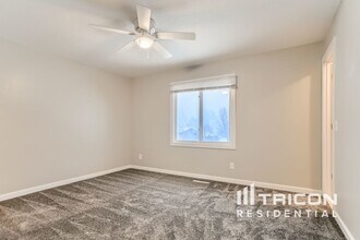 13548 Dan Patch Dr in Savage, MN - Building Photo - Building Photo