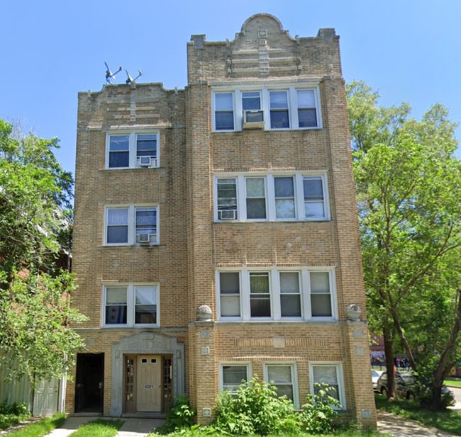 4301 N Drake Ave, Unit 3
