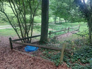 33 Hoyt Rd in Arden, NC - Building Photo - Building Photo