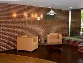 80 Park St in Brookline, MA - Building Photo - Building Photo