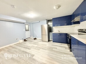 14 Marcel Brunelle Dr in Whitby, ON - Building Photo - Building Photo