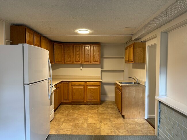 3550 E Colorado Ave, Unit E. Colorado Ave in Denver, CO - Building Photo - Building Photo