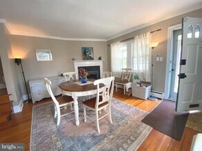 20 E Abington Ave in Philadelphia, PA - Building Photo - Building Photo