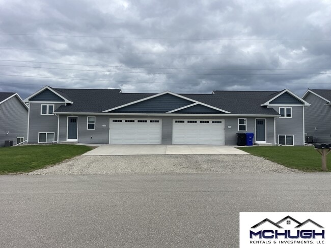 property at 3765 E Rubyred Dr