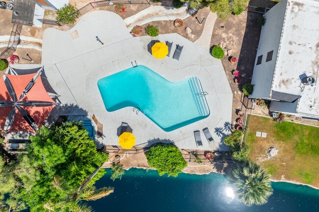 Nines at Lakeside in Tempe, AZ - Foto de edificio - Building Photo