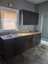 1832 N Missouri Ave in Peoria, IL - Building Photo - Building Photo