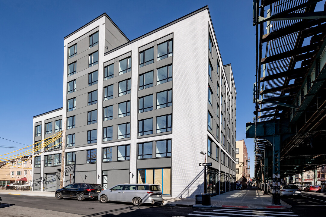 2789-99 Fulton St in Brooklyn, NY - Building Photo