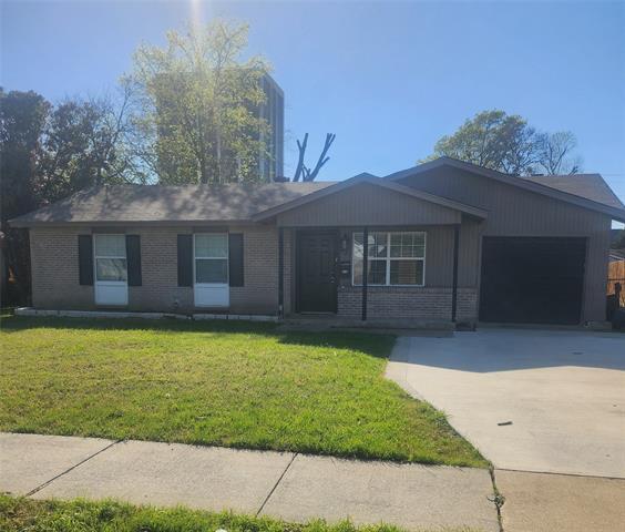 321 N Cottonwood Dr in Richardson, TX - Building Photo - Building Photo