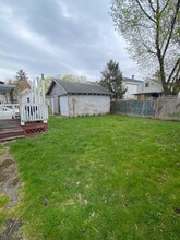 1207 Schuyler St in Utica, NY - Building Photo - Building Photo