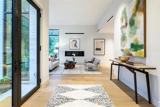 5023 Lilac Ln in Dallas, TX - Building Photo - Building Photo