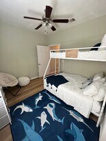 5419 Avenue N 1/2 Rear in Galveston, TX - Building Photo