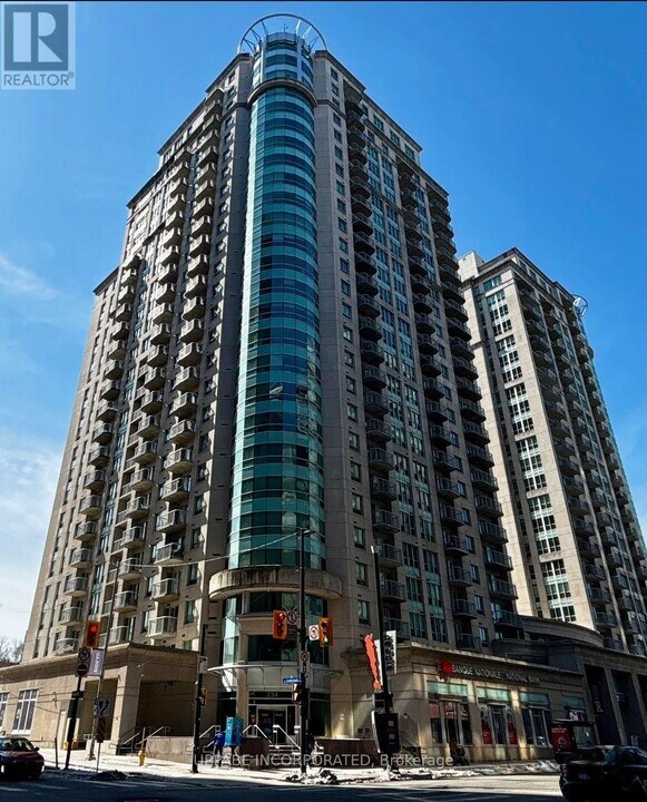 234-2234 Rideau St in Ottawa, ON - Building Photo