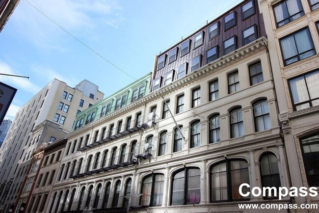 27 Temple Pl, Unit 501 in Boston, MA - Foto de edificio - Building Photo