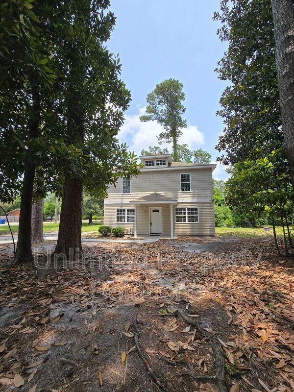 3909 Wilshire Blvd in Wilmington, NC - Building Photo - Building Photo