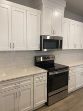 649 The Cottages in Godley, TX - Building Photo - Building Photo