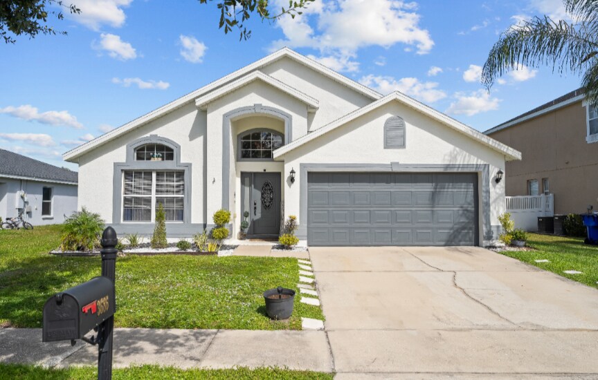 3686 Ricky Ln in St. Cloud, FL - Building Photo