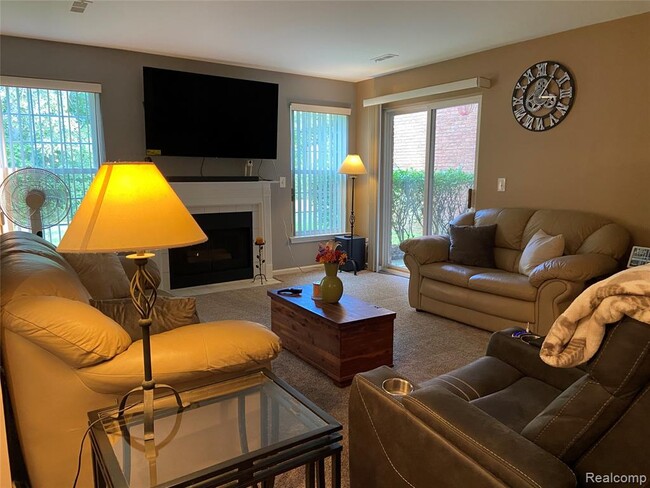 56246 Troon N in Shelby Township, MI - Building Photo - Building Photo