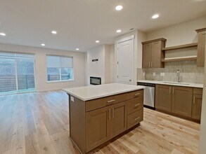 5245 NW Torchcrest Pl in Corvallis, OR - Building Photo - Building Photo