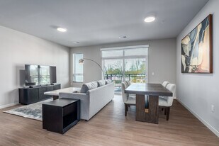 Bloom Monona Apartments in Monona, WI - Building Photo