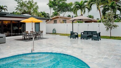 2506 Bimini Ln in Fort Lauderdale, FL - Building Photo - Building Photo