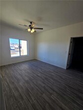 2561 N Ridge Ave in Bullhead City, AZ - Building Photo - Building Photo