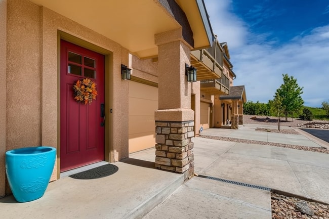 5974 Canyon Reserve Heights in Colorado Springs, CO - Building Photo - Building Photo