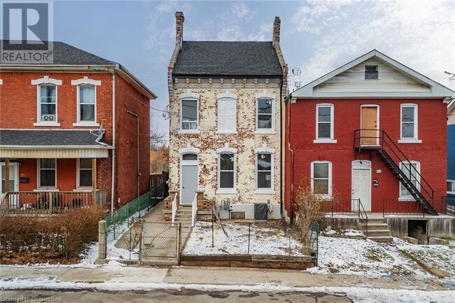 property at 125 Cathcart St